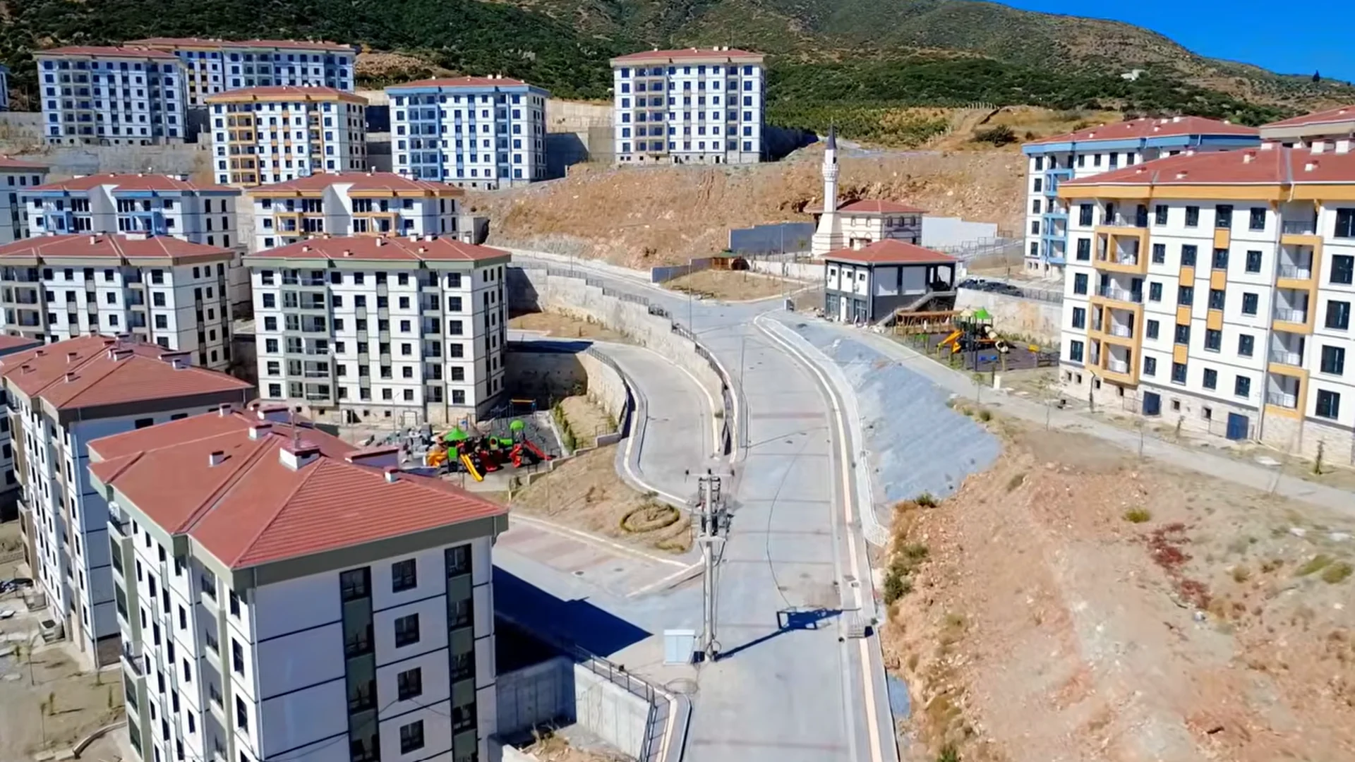 TOKİ Söke Akçakonak 390 Konut Teslim Ediliyor